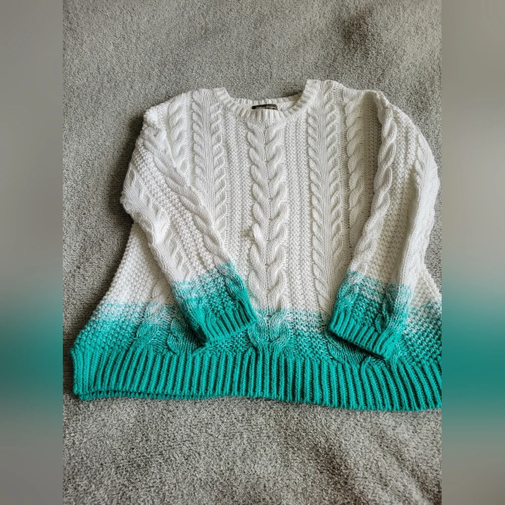 Tommy Bahama White and Green Ombre Sweater NWOT Size Med - Picture 2 of 4